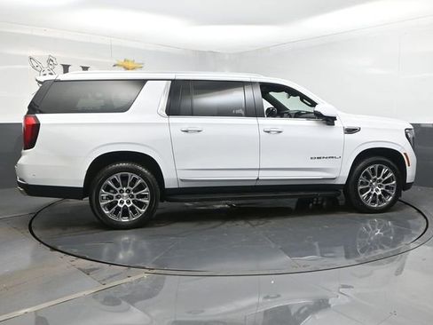 Used 2025 GMC Yukon XL Denali image 39