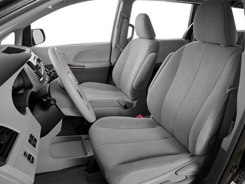 Used 2014 Toyota Sienna XLE FWD image 8