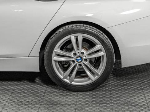 Used 2016 BMW 320i Sedan image 33