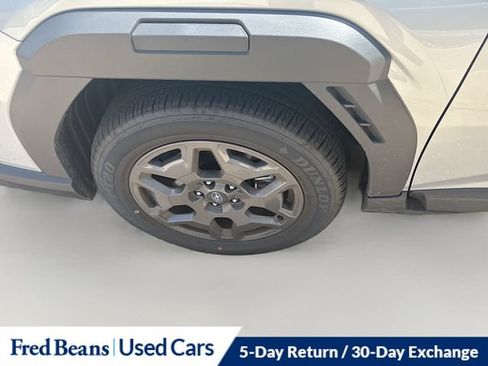 Used 2026 Subaru Outback Premium AWD/4WD image 5
