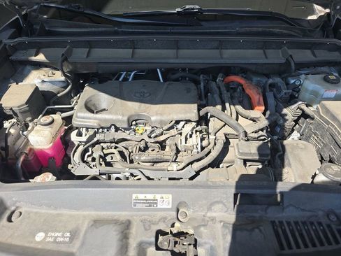 Used 2021 Toyota Highlander Platinum image 4