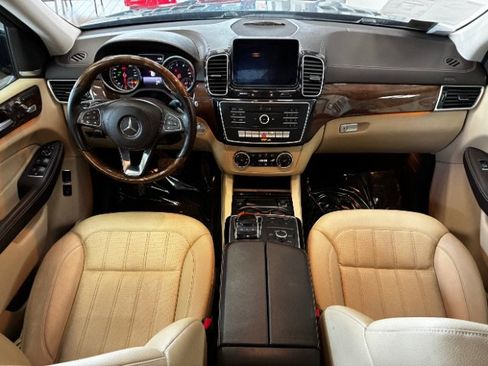Used 2018 Mercedes-Benz GLS 450 4MATIC w/ Premium Package image 18