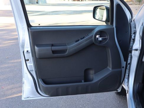 Used 2012 Nissan Xterra PRO-4X w/ Pro-4x Leather Pkg image 22