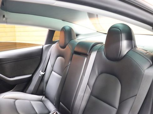 Used 2023 Tesla Model 3 Standard Range image 45