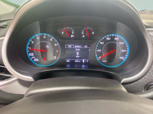 Used 2025 Chevrolet Malibu RS FWD image 18