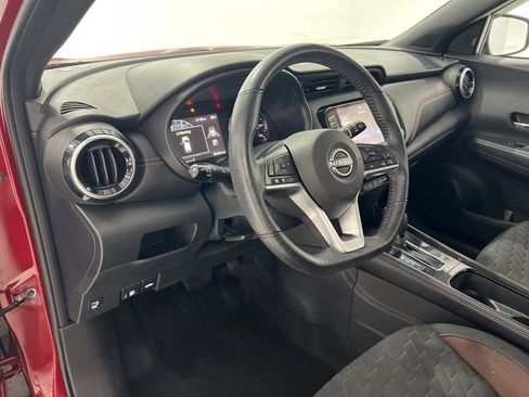 Used 2023 Nissan Kicks SR w/ Interior Electronics Package image 9