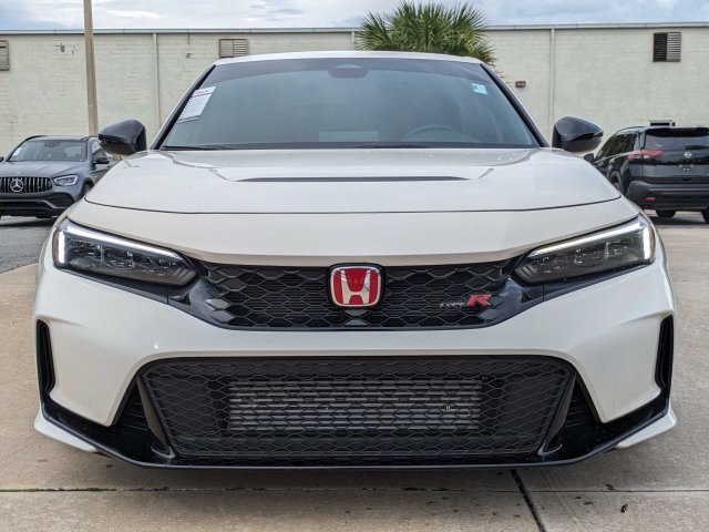 Used 2023 Honda Civic Type R image 2
