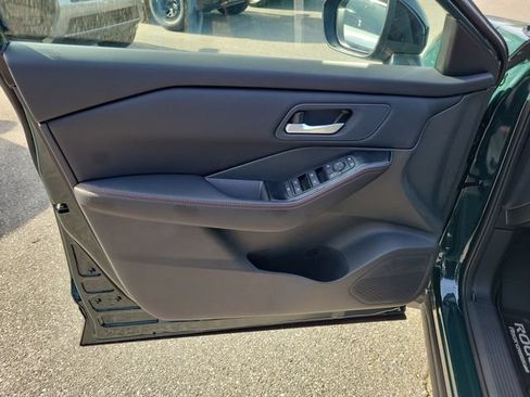 New 2026 Nissan Rogue SV AWD/4WD image 5