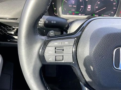 Used 2023 Honda Accord Touring image 16