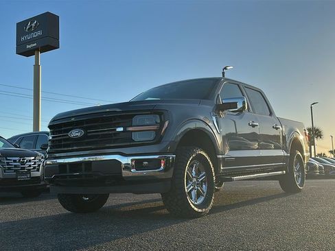 Used 2024 Ford F150 XLT w/ Equipment Group 302A MID image 11