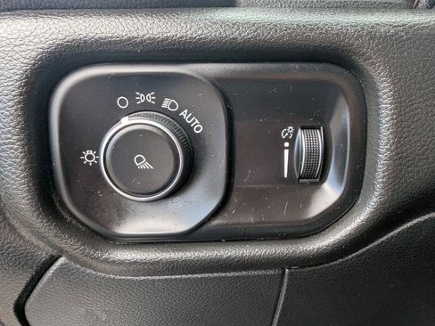 Used 2021 RAM 2500 Big Horn AWD/4WD image 51