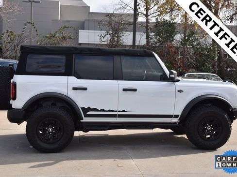 Certified 2022 Ford Bronco Wildtrak image 6