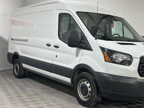 Used 2018 Ford Transit 250 148 Medium Roof image 2