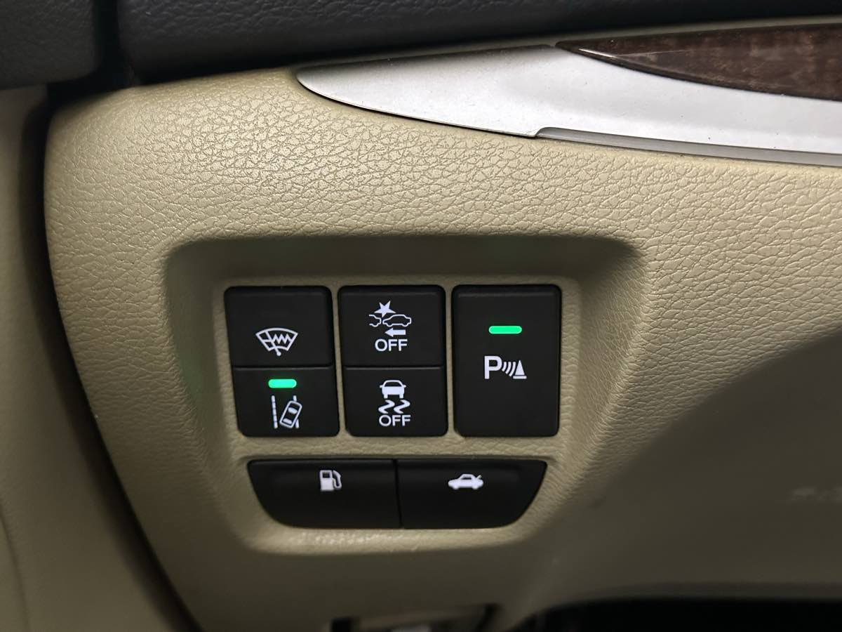 Used 2019 Acura TLX w/ Advance Package FWD image 43