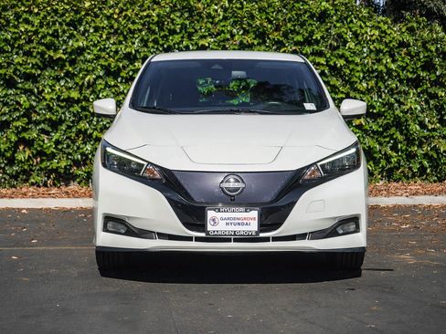 Used 2023 Nissan Leaf SV Plus FWD image 2