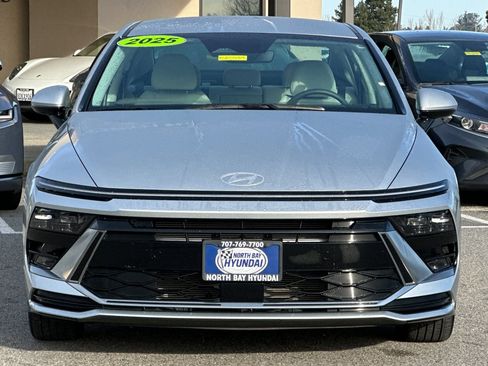 Used 2025 Hyundai Sonata SEL FWD image 9