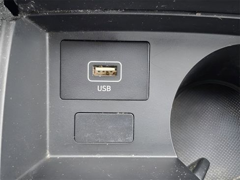 Used 2023 Hyundai Santa Fe SE image 33