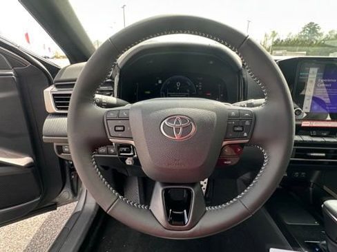 New 2026 Toyota Camry SE FWD image 12