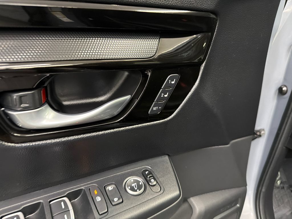 Used 2023 Honda CR-V EX-L image 12