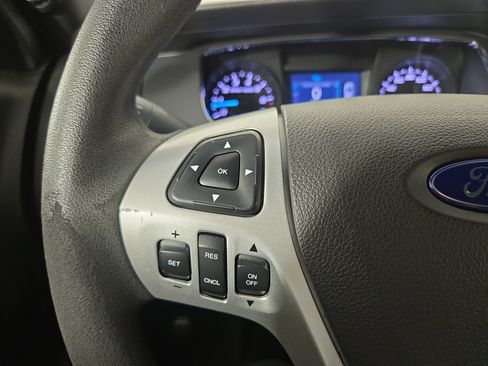 Used 2017 Ford Taurus Police Interceptor AWD image 16