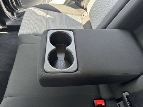 Used 2023 Nissan Rogue SV FWD image 39