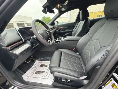 New 2027 BMW 530i RWD image 10