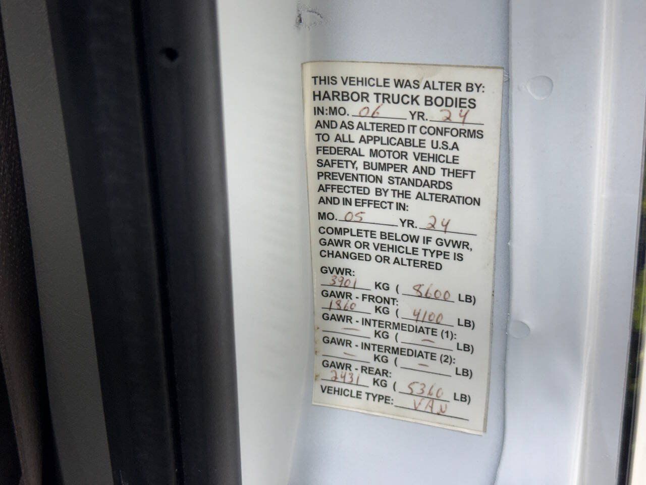 Used 2024 GMC Savana 2500 w/ Driver Convenience Package RWD image 86