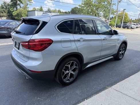 Used 2018 BMW X1 xDrive28i w/ Premium Package AWD/4WD image 6