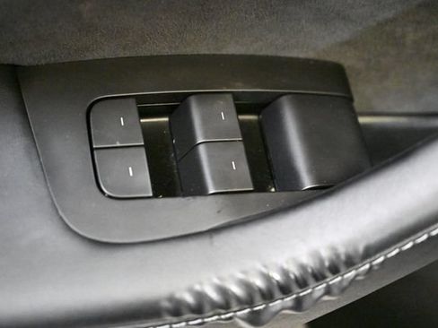 Used 2023 Tesla Model 3 Standard Range RWD image 40