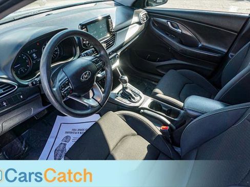 Used 2018 Hyundai Elantra GT image 18