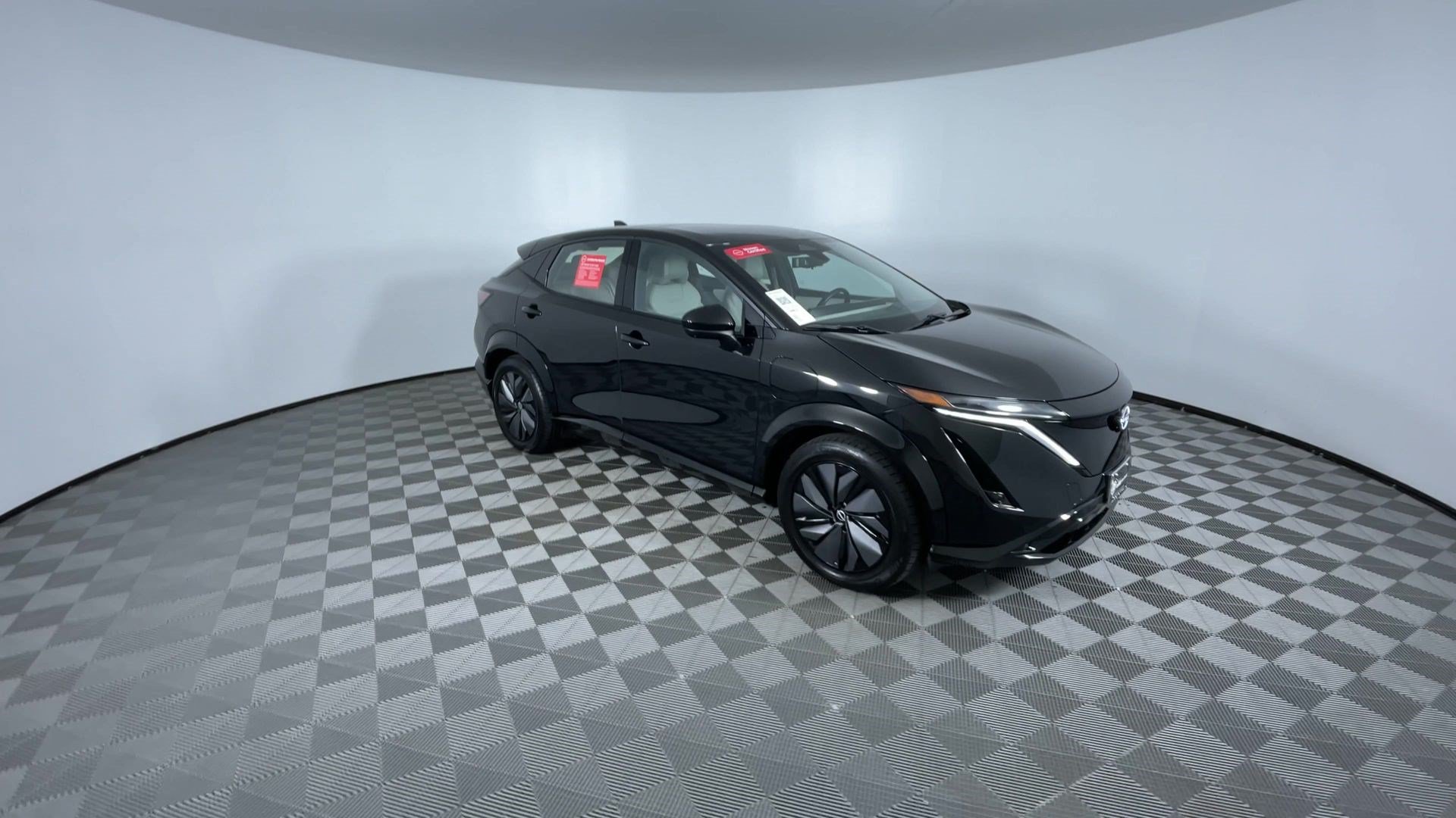 Certified 2024 Nissan Ariya AWD image 2