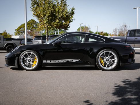 Used 2026 Porsche 911 GT3 RWD image 7