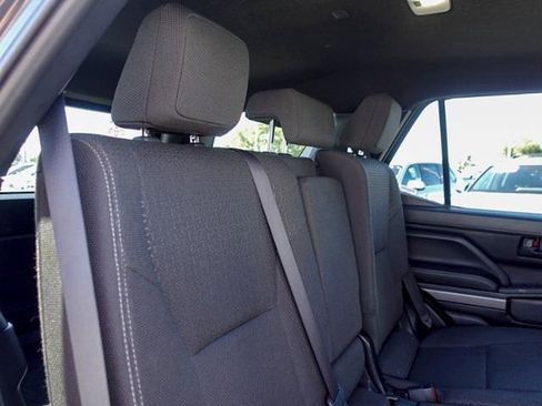 Certified 2025 Toyota 4Runner SR5 AWD/4WD image 13