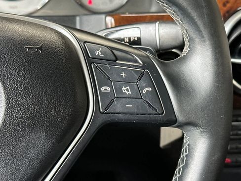 Used 2015 Mercedes-Benz GLK 350 2WD image 26