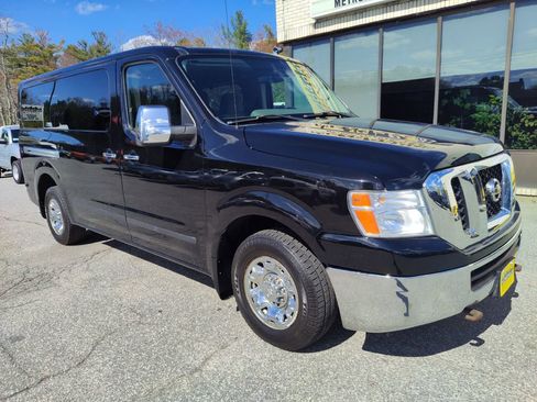 Used 2016 Nissan NV 3500 SV w/ SV Technology Package RWD image 2