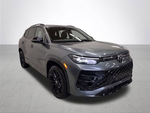 New 2026 Volkswagen Tiguan SE R-Line AWD/4WD image 4