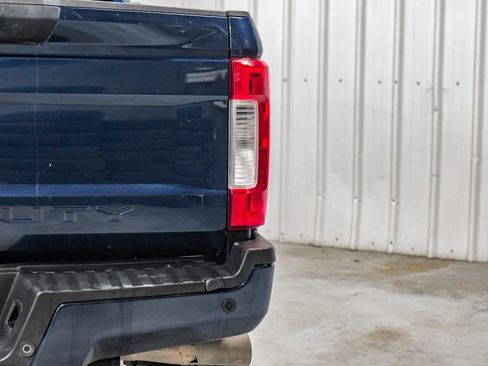 Used 2019 Ford F250 Lariat w/ Lariat Value Package image 50