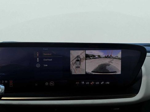 Used 2024 Buick Envision Avenir image 34