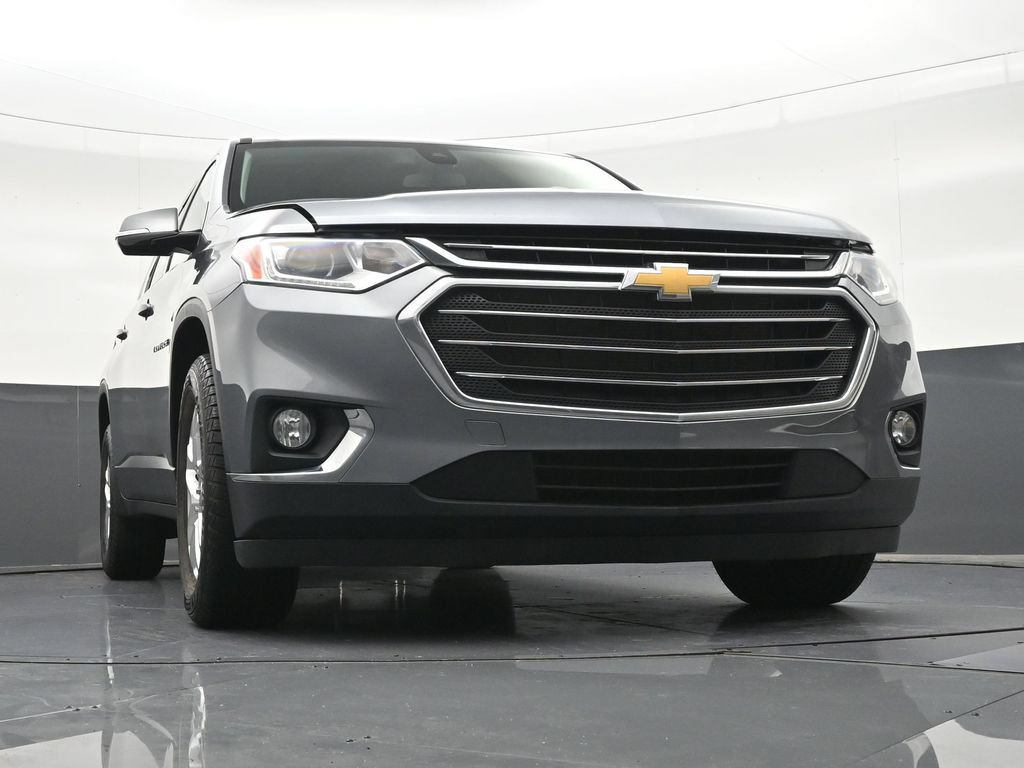 Used 2020 Chevrolet Traverse LT FWD image 32