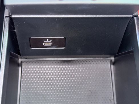 Used 2023 BMW XM AWD/4WD image 41