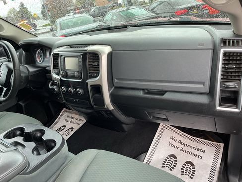 Used 2015 RAM 1500 Classic SLT AWD/4WD image 17