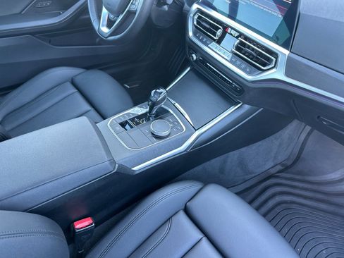 Used 2021 BMW 430i Coupe w/ Convenience Package image 15