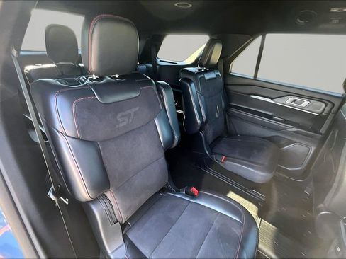 Certified 2025 Ford Explorer ST AWD/4WD image 27