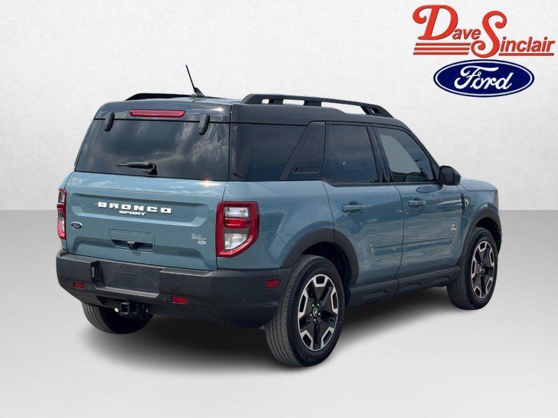 Used 2022 Ford Bronco Sport Outer Banks w/ Tech Package AWD/4WD image 7