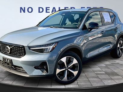 Used 2023 Volvo XC40 B5 Plus w/ Driver Assist Package