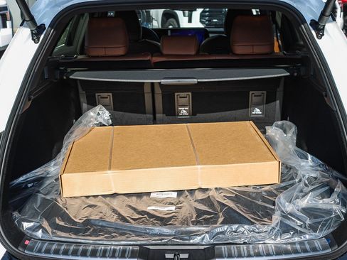 New 2026 Toyota Crown Signia AWD/4WD image 13