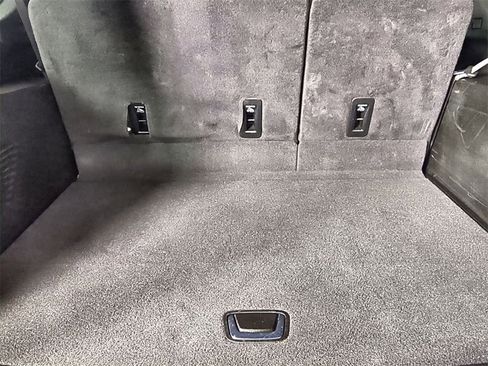 Certified 2024 Chevrolet Suburban Premier image 26