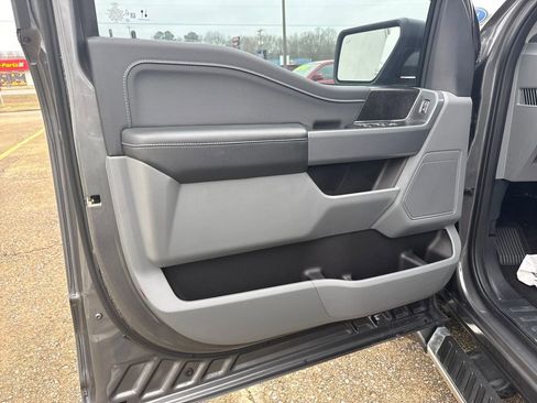 Used 2023 Ford F150 XLT w/ Equipment Group 302A High image 18