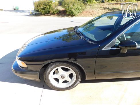 Used 1994 Chevrolet Impala SS image 12