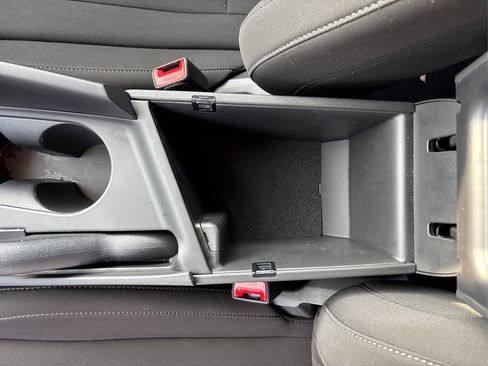 Used 2024 Hyundai Elantra SEL image 20